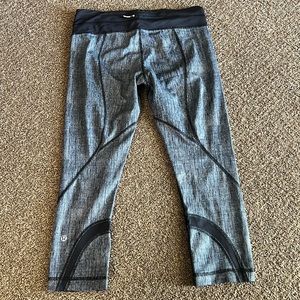 Lululemon cropped leggings